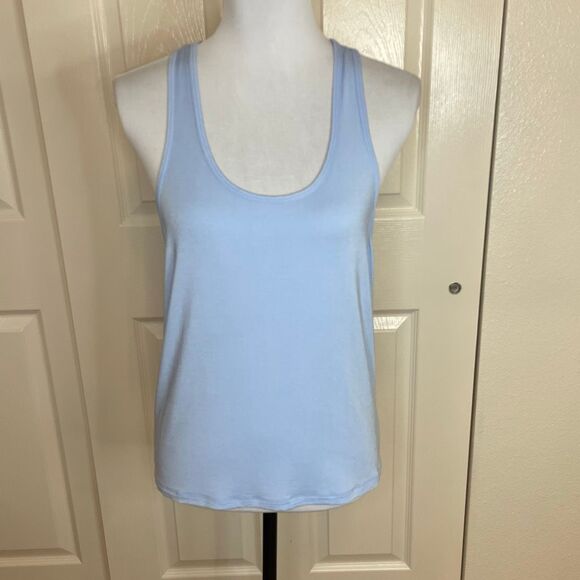 Alo Women’s All Day Tank Seashell Blue Size Medium - Picture 8 of 9